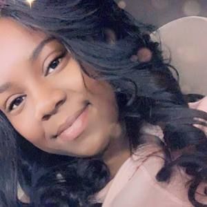 Meet your Posher, Tonisha